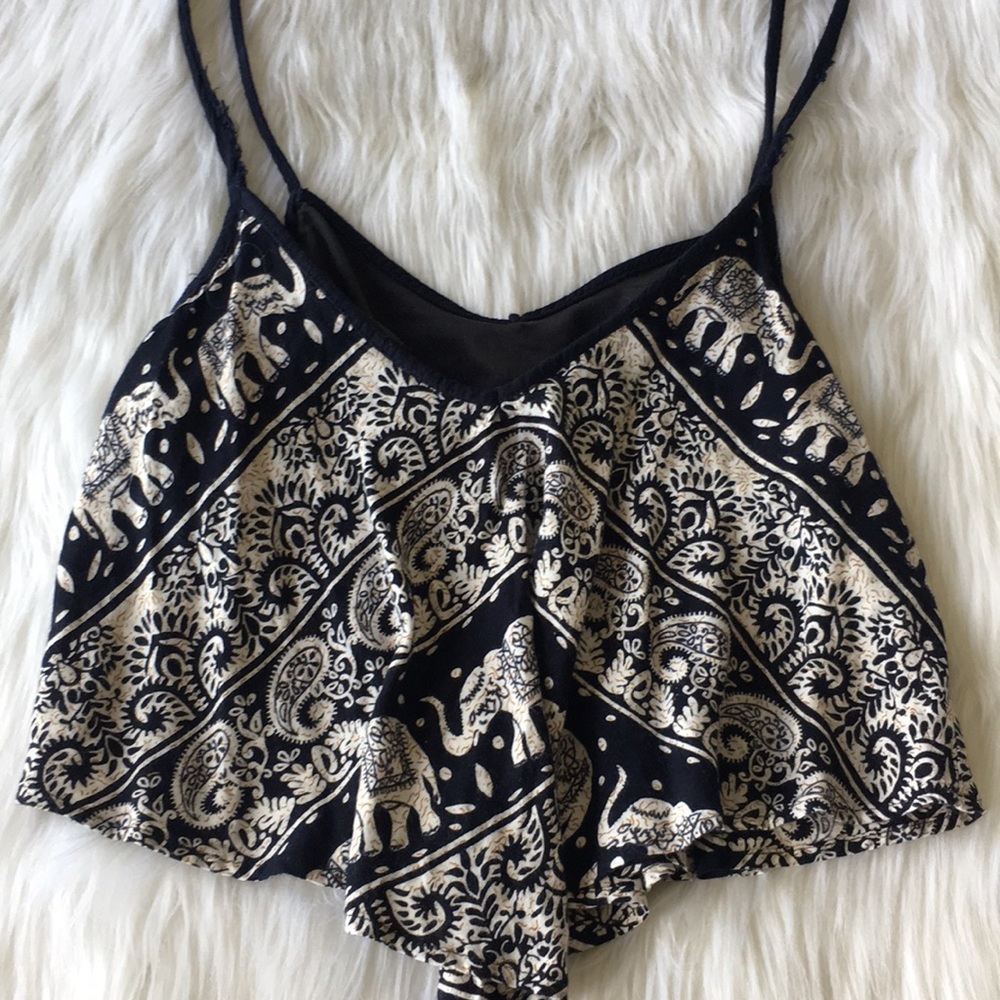 Elephant Cropped Tank Top - Picture 7 of 7